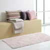 Almohadón HORNFIOL 35x50 chenille rosa en Rosa - Textiles, Uruguay | JYSK, vista 3 de 5