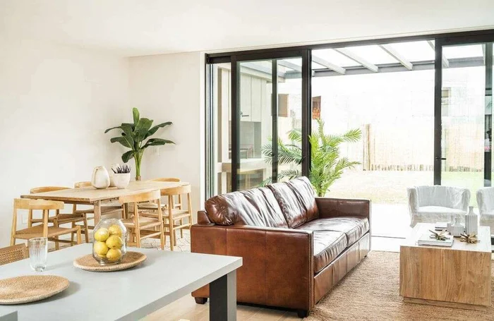 SILLON CUERO ITALIANO - 3 CUERPOS en Marrón - Sillones y sofás, Uruguay | La Iberica, vista 12