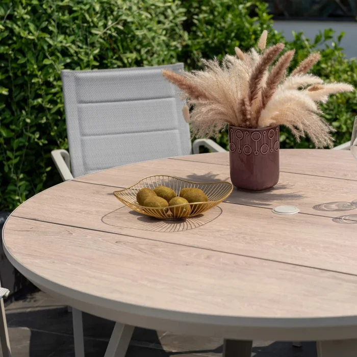 Mesa redonda de Patio Diámetro 141cm - Urbanite - Beige en Beige - Mesas de comedor, Uruguay | Ecowood, vista 3