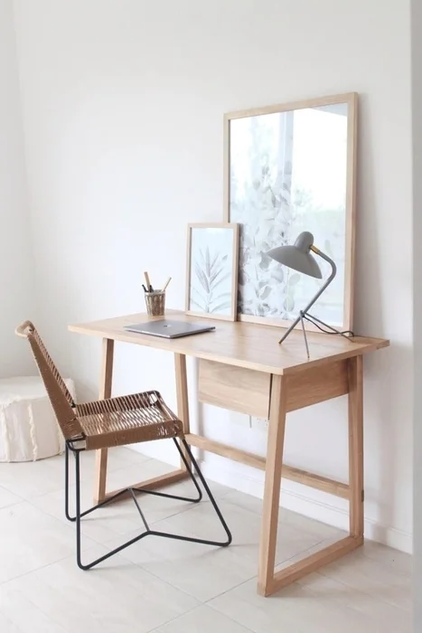 Escritorio Suri en Madera natural - Escritorios y sillas de escritorio, Uruguay | Treehouse Deco