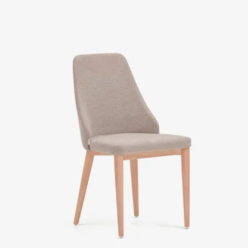 Silla Rosie de chenilla y patas de madera maciza de fresno con acabado natural - marrón en Marrón, Natural - Sillas, Uruguay | Kavehome
