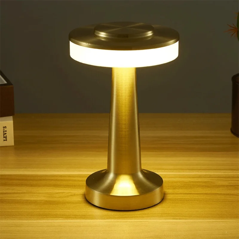 Lámpara de Mesa Lucerna Portátil Recargable Gold en Amarillo - Lámparas de mesa, Uruguay | Serlux, vista 7