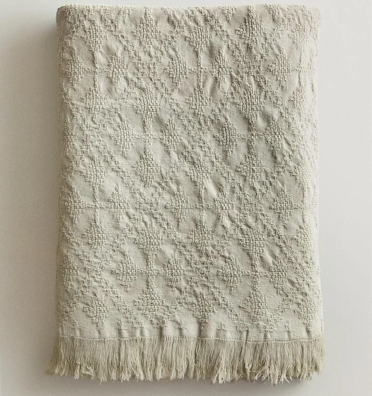 MANTA JACQUARD ROMBOS - Textiles, Uruguay | Zara Home