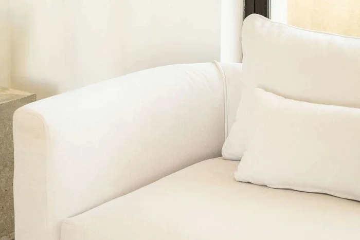 SILLON GINEBRA CURVO - LINO ANTIMANCHAS en Blanco - Sillones y sofás, Uruguay | La Iberica, vista 22
