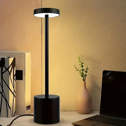 Lampara de mesa Iris recargable USB en Negro - Lámparas de mesa, Uruguay | Alta Gracia Deco