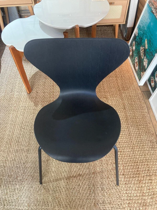 Silla Jacobsen Polipropileno y Metal – Negra en Negro - Sillas, Uruguay | Berna Home, vista 4