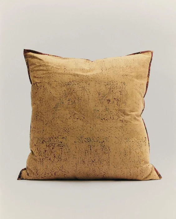 FUNDA COJÍN BLOCK PRINT - Textiles, Uruguay | Zara Home