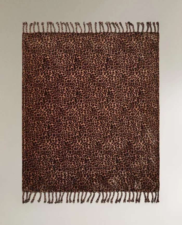 MANTA POLAR LEOPARDO en Multicolor - Textiles, Uruguay | Zara Home, vista 2