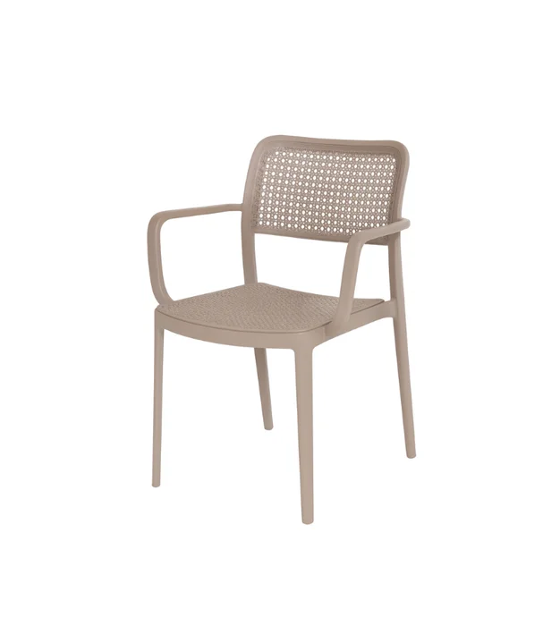 SILLA RATTAN PP CON BRAZOS NATURAL en Beige - Muebles para el exterior, Uruguay | Más Infinito Casa
