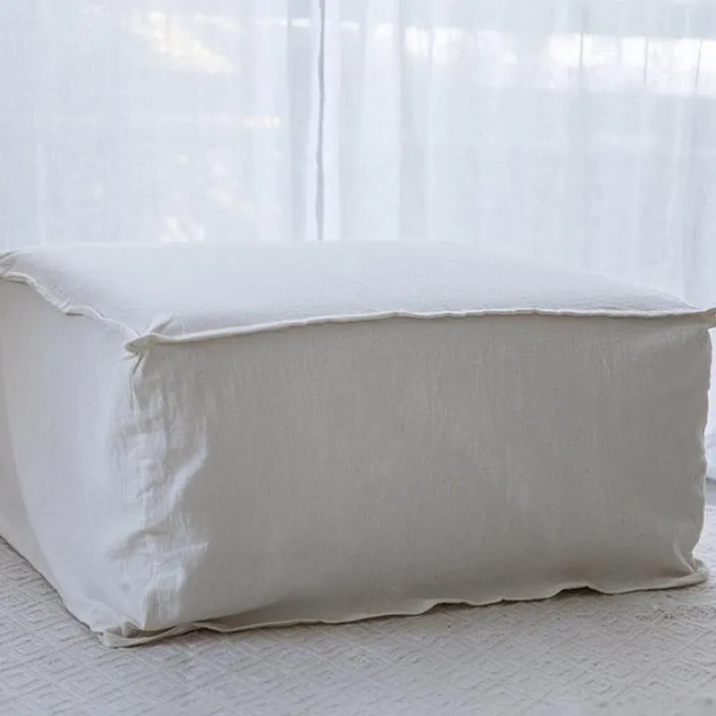 Puff con funda Tibet en Beige - Sillones y sofás, Uruguay | Pieza Clave