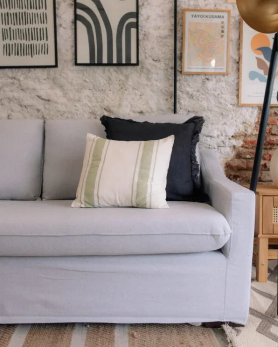 Sofá Manchester con Funda Desmontable 3 Cuerpos (205cm) – Gris Claro en Gris - Sillones y sofás, Uruguay | Berna Home, vista 3