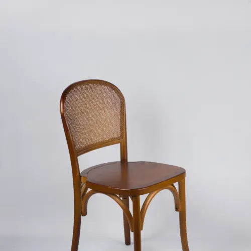 Silla Oasis Oscura (asiento de madera) en Marrón - Sillas, Uruguay | Victoriana