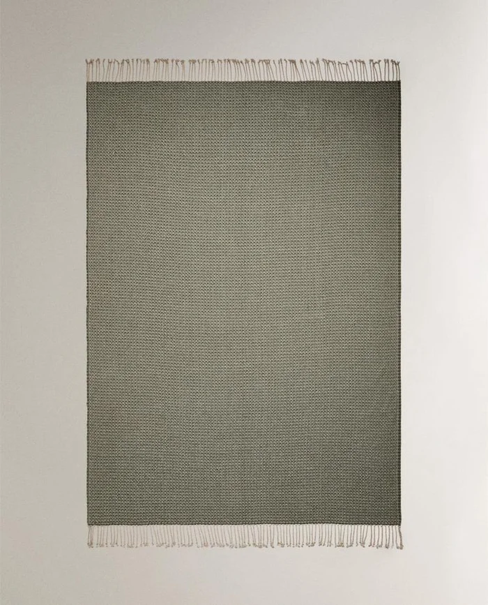 MANTA CHENILLA GEOMÉTRICA - Textiles, Uruguay | Zara Home, vista 2