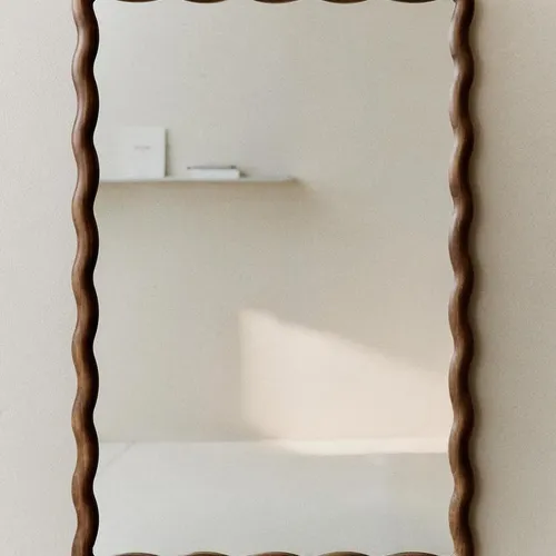 ESPEJO PARED MARCO ONDULADO en Marrón - Espejos, Uruguay | Zara Home
