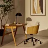 Silla de escritorio Madai de chenilla beige y chapa de fresno con acabado tono natural en Beige - Escritorios y sillas de escritorio, Uruguay | Kavehome, vista 2 de 8