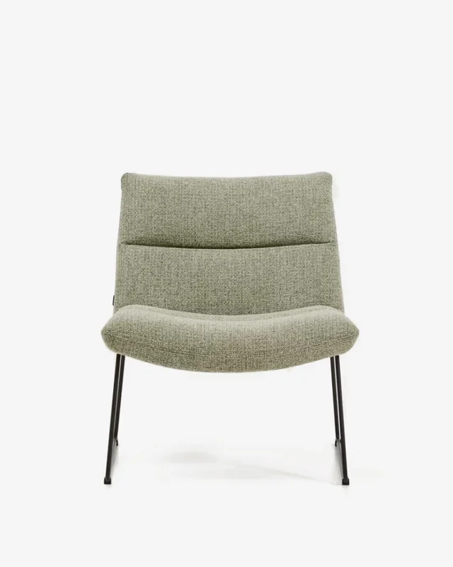 Butaca Asen - de chenilla verde y patas de acero negro FSC 100% en Beige - Butacas, banquetas y puffs, Uruguay | Kavehome, vista 6