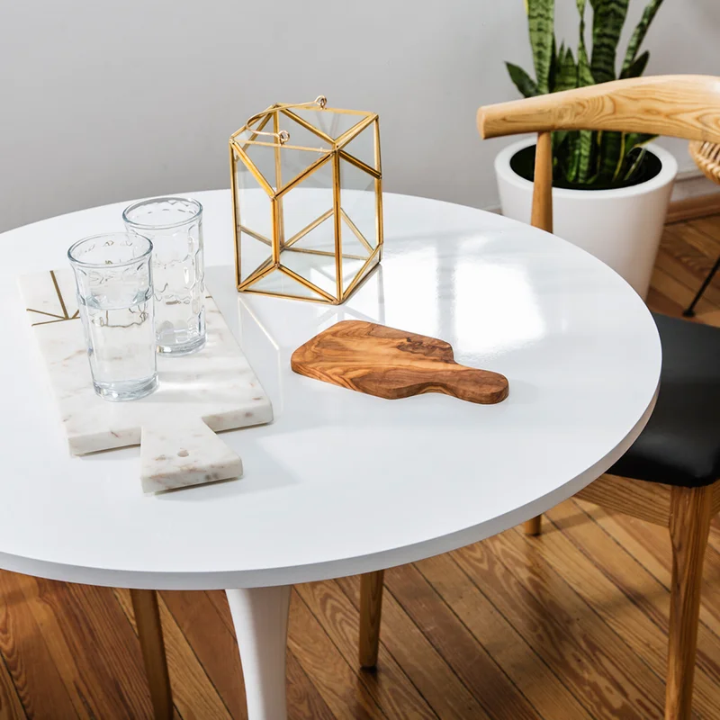 Mesa Tulip - 110cm - Blanca en Blanco - Mesas de living, Uruguay | Walnut, vista 4