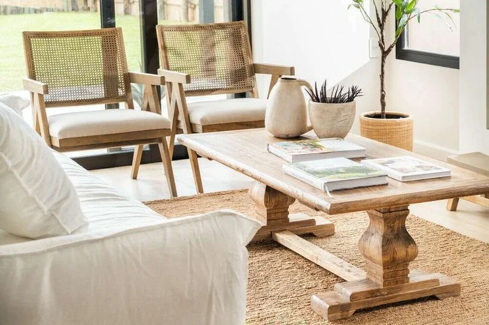 BUTACA MODERNA CON ESTERILLA en Madera natural - Butacas, banquetas y puffs, Uruguay | La Iberica, vista 7