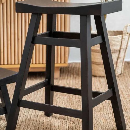 BANCO TAO NEGRO - TALL - Sillas, Uruguay | La Iberica