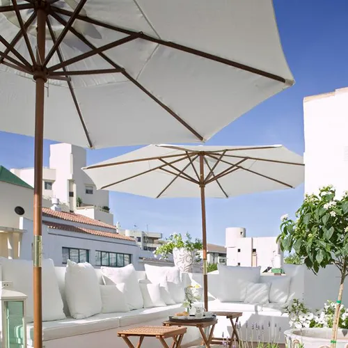 Sombrilla para jardín o terraza 270cm Natural o Verde en Verde - Muebles para el exterior, Uruguay | Alta Gracia Deco