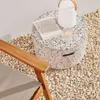 Mesa de centro redonda exterior Jenell terrazo blanco Ø 52 cm en Blanco - Mesas de living, Uruguay | Kavehome, vista 3 de 7