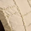 Almohadón Verion con detalle geométrico bordado amarillo 45 x 45 cm en Amarillo - Textiles, Uruguay | Kavehome, vista 3 de 4