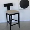Banqueta en teca y asiento tapizado en lino antimanchas en Negro - Butacas, banquetas y puffs, Uruguay | Entrecasa, vista 1 de 6
