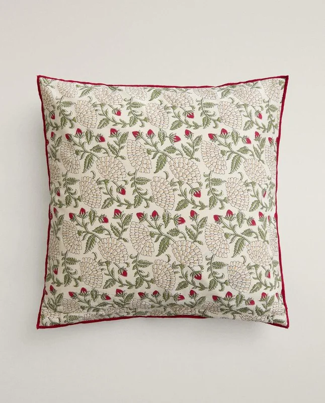 FUNDA COJÍN FLORES FRESAS en Multicolor - Textiles, Uruguay | Zara Home, vista 4