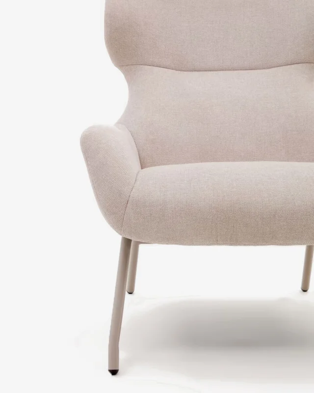 Butaca Belina - de chenilla beige y acero con acabado blanco en Beige - Butacas, banquetas y puffs, Uruguay | Kavehome, vista 5