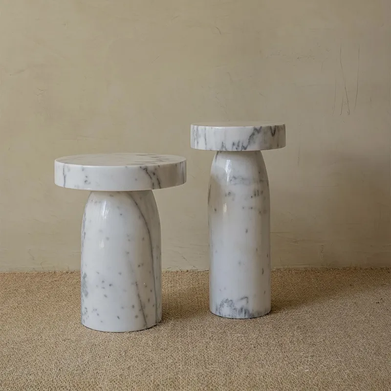 Mesa lateral White Marble P en Blanco - Mesas de arrimo, Uruguay | De Arcos