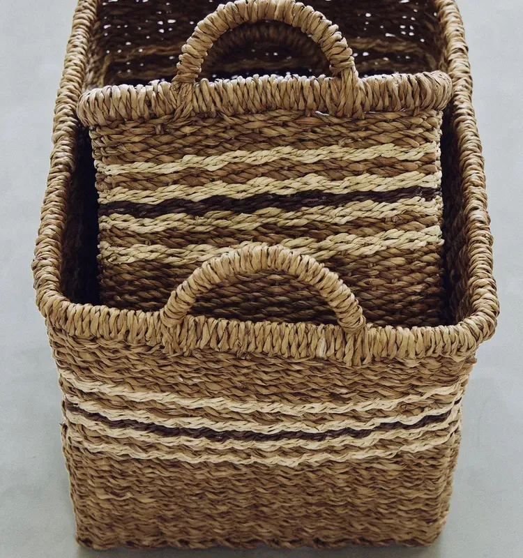 CESTA RECTANGULAR FRANJAS en Marrón - Canastos, Uruguay | Zara Home