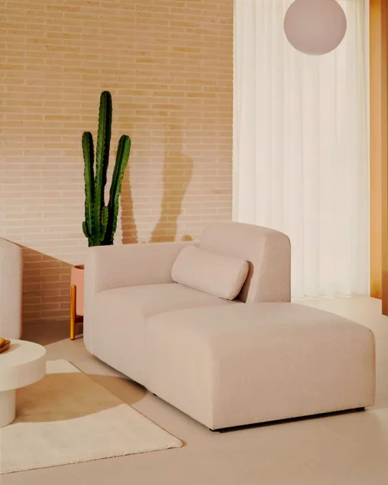 Puf terminal Neom - beige 75 x 89 cm en Beige - Butacas, banquetas y puffs, Uruguay | Kavehome, vista 2