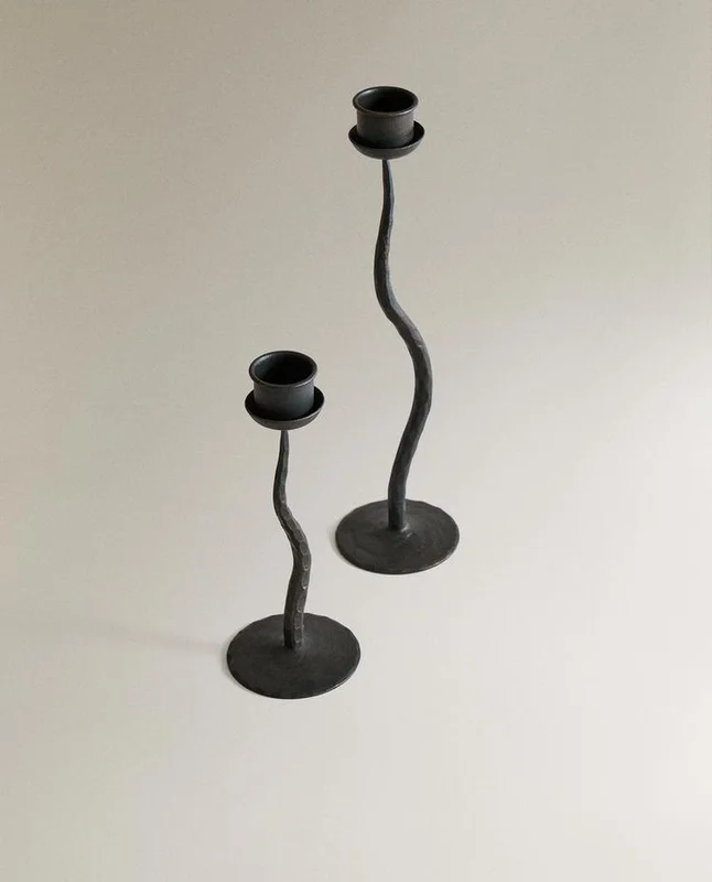 CANDELABRO HIERRO ONDULADO en Negro - Velas y Portavelas, Uruguay | Zara Home, vista 3