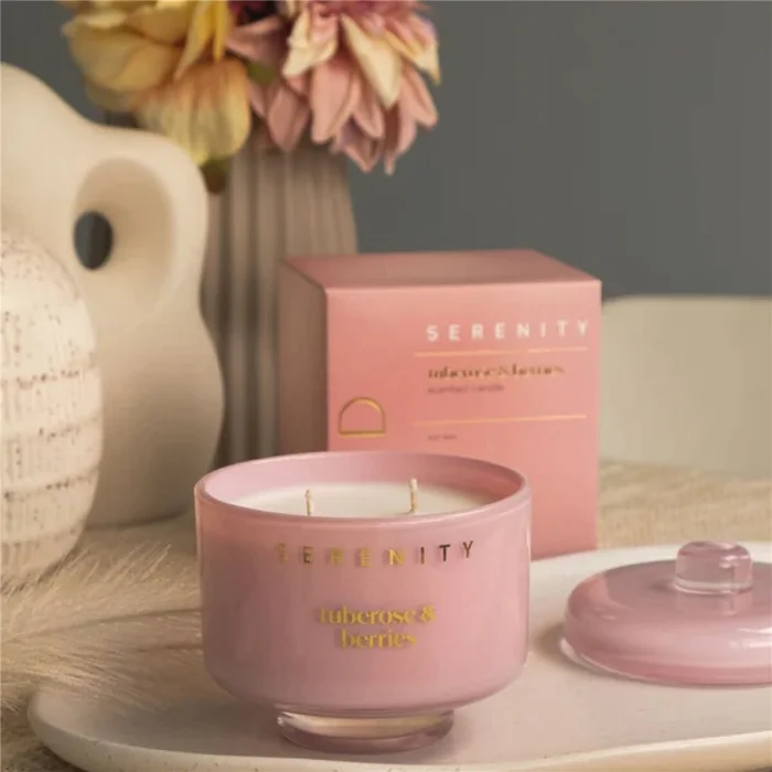 VELA AROMATIVA 230G TUBEROSE & BERRIES ROSA en Rosa - Velas y Portavelas, Uruguay | Decohogar, vista 2