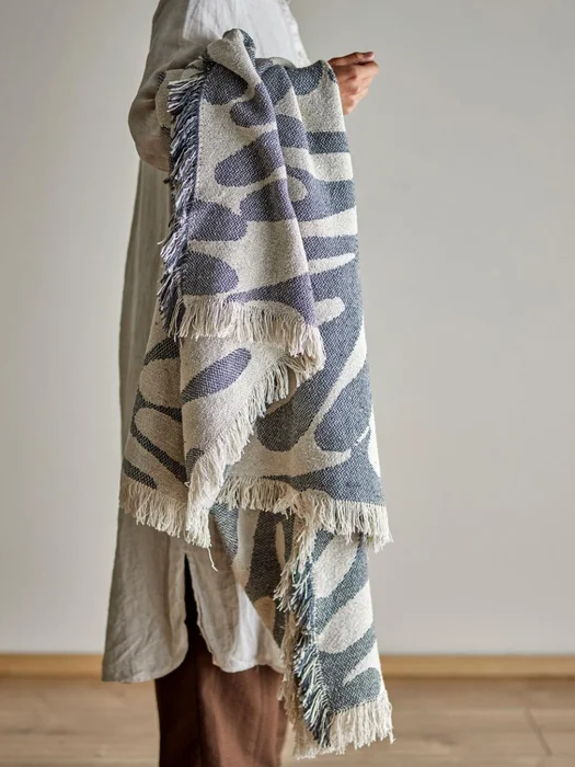 Manta Alk azul en Multicolor - Textiles, Uruguay | Martinika Deco