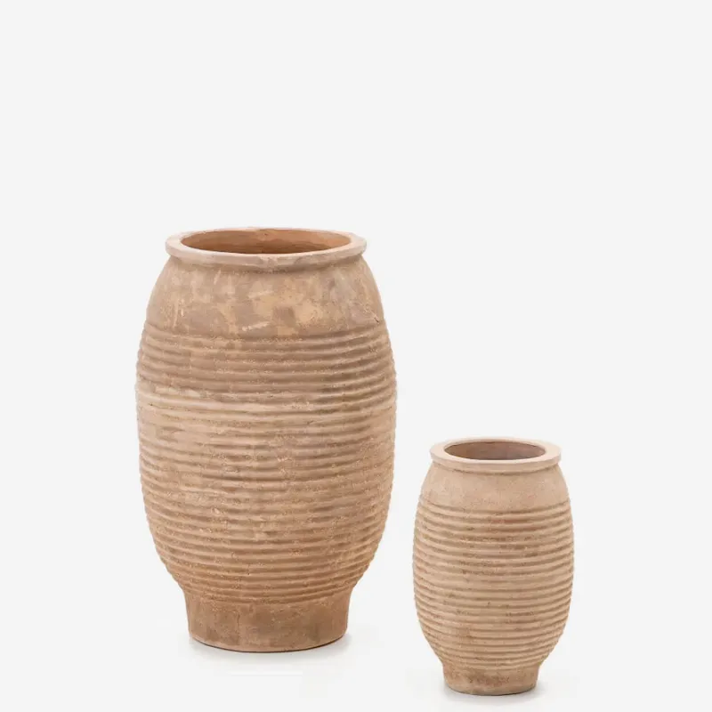 Set Llonga de 2 maceteros de terracota con acabado natural Ø 54 / 32 cm en Rojo - Muebles para el exterior, Uruguay | Kavehome