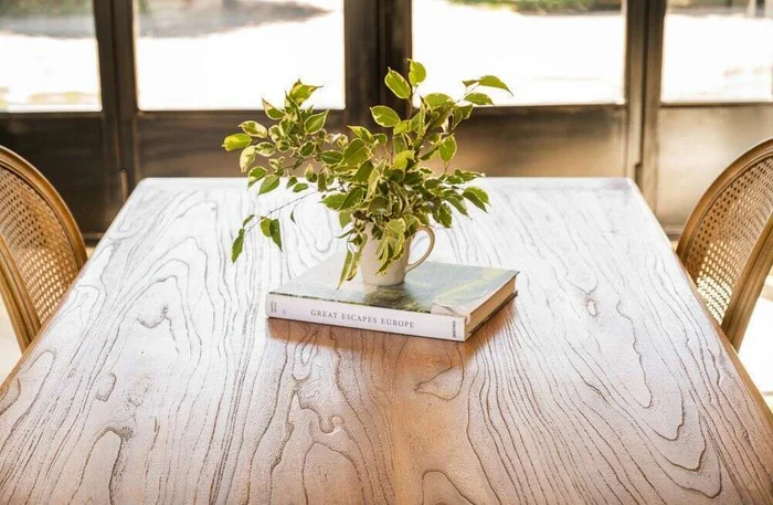 MESA COMEDOR DE OLMO ISABEL - 2.00 X 1.00 MTS en Madera natural - Mesas de comedor, Uruguay | La Iberica, vista 9
