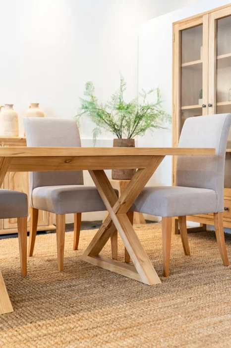 Mesa Comedor Paula en Marrón - Mesas de comedor, Uruguay | Marvic, vista 3