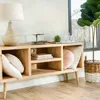 RACK / BIBLIOTECA BAJA BERNA - ALAMO MACIZO en Madera natural - Muebles para TV, Uruguay | La Iberica, vista 5 de 13