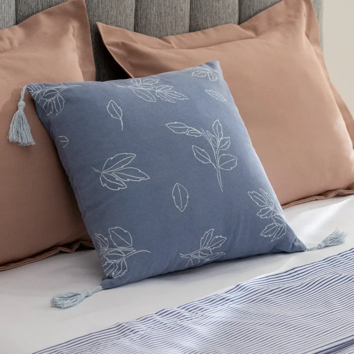 Funda de Almohadón Hojas en Línea en Azul - Textiles, Uruguay | Arredo