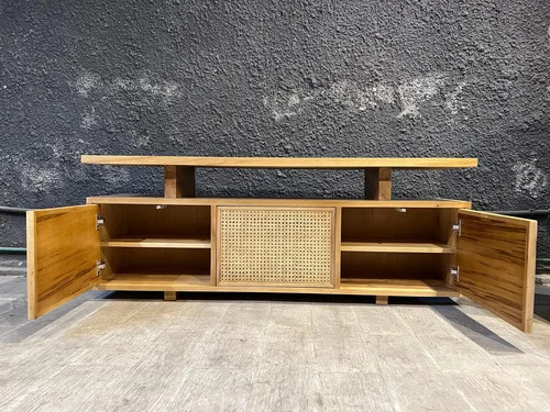 Rack Mueble Para Tv Ozark Esterilla 3 Puertas Madera Maciza A Elección en Madera natural, Uruguay | Ozark Home, vista 4