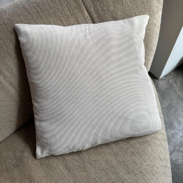 Funda de almohadón pana 45x45cm - beige - Textiles, Uruguay | Buho Store, vista 2
