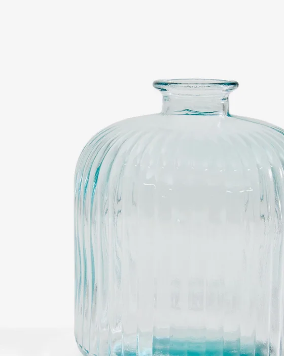 Botella Marba - pequeña de vidrio reciclado transparente en Transparente - Jarrones, Uruguay | Kavehome, vista 2