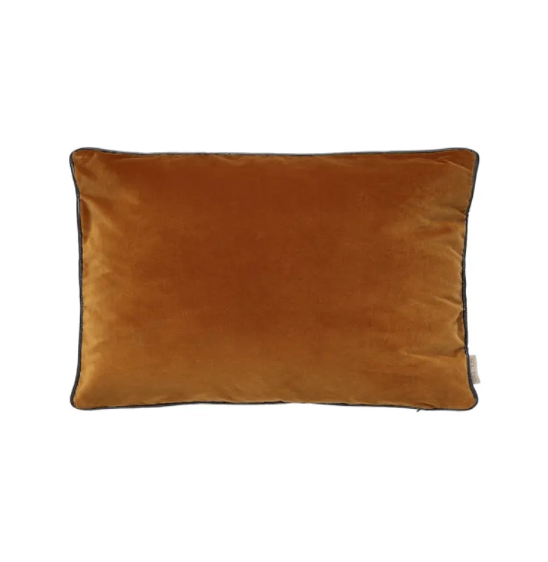ALMOHADON BLOMUS VELVET BROWN en Marrón - Textiles, Uruguay | Masinfinito Casa