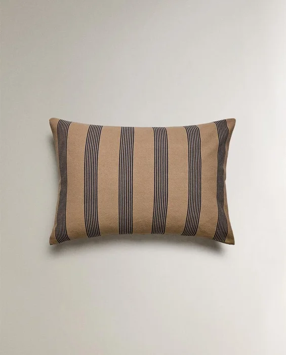 FUNDA COJÍN RAYAS en Marrón - Textiles, Uruguay | Zara Home, vista 4