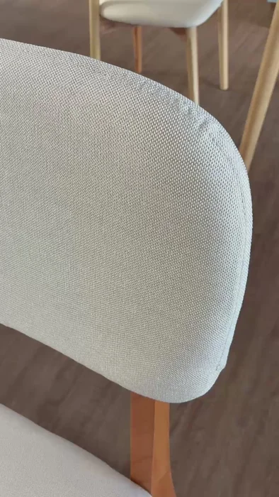Silla de Comedor Classic Madera Maciza - Línea Manhattan en Beige - Sillas, Uruguay | Balton, vista 5