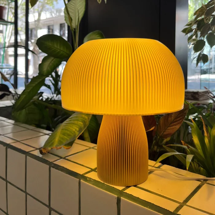 Lámpara Lola - Lámparas de mesa, Uruguay | Eunoia Design, vista 2