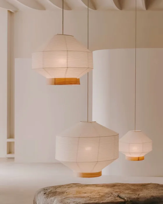 Pantalla para lámpara de techo Hila de papel blanco y chapa de madera natural - Ø 55 cm en Blanco - Lámparas colgantes, Uruguay | Kavehome, vista 3