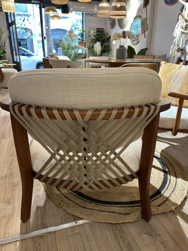 POLTRONA BARI en Madera natural - Muebles, Uruguay | Indrana, vista 2