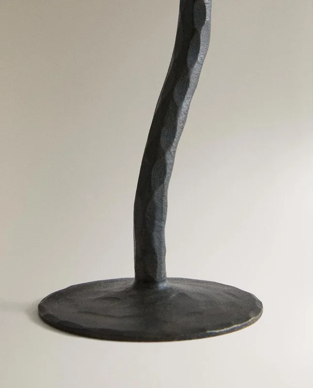CANDELABRO HIERRO ONDULADO en Negro - Velas y Portavelas, Uruguay | Zara Home, vista 5